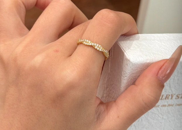High Quality ~925 Silver Gold Plated Diamond Cross Ring