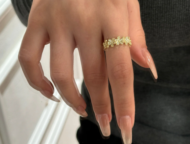 Flower set fine diamond ring with real gold plating