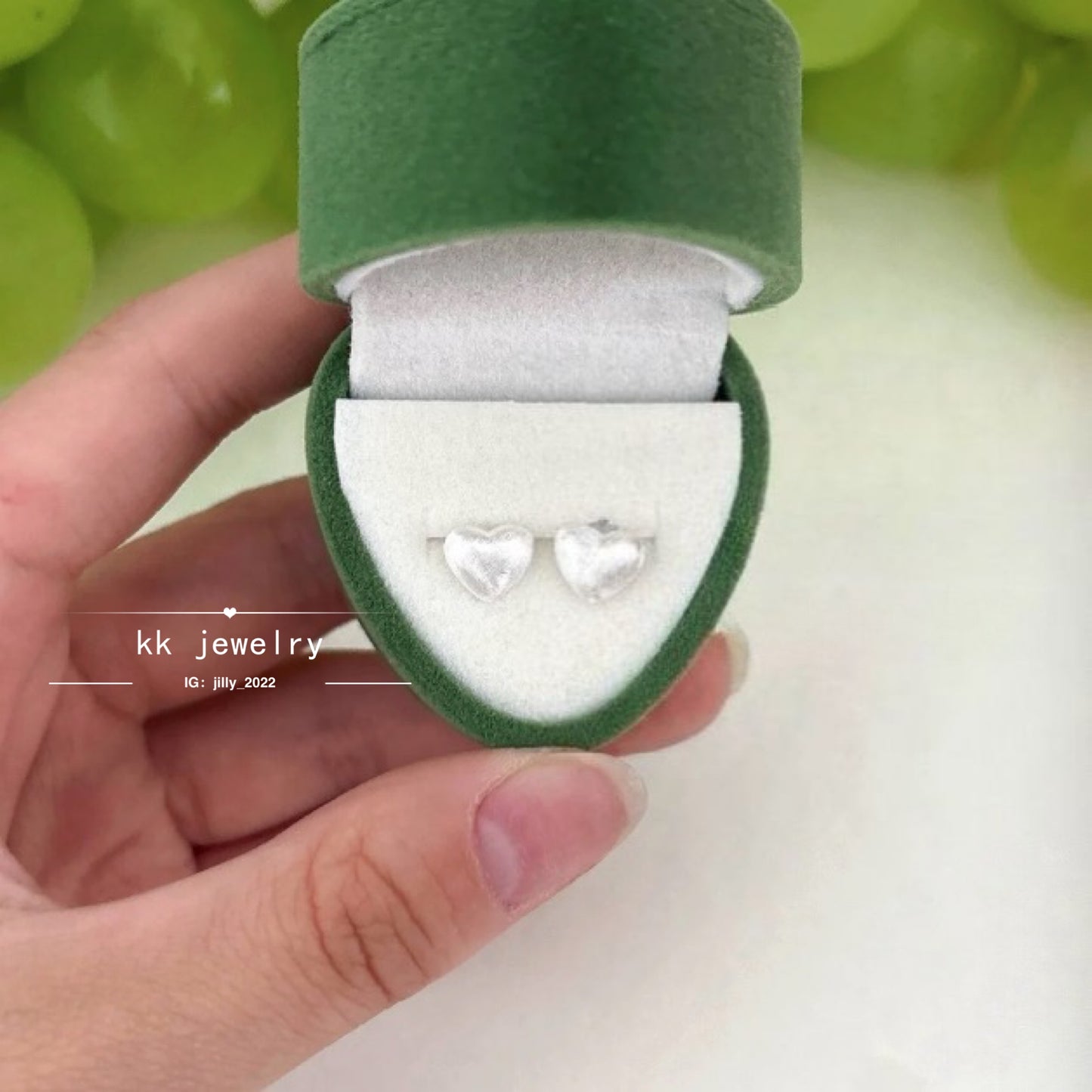 S925 sterling silver brushed matte love stud earrings