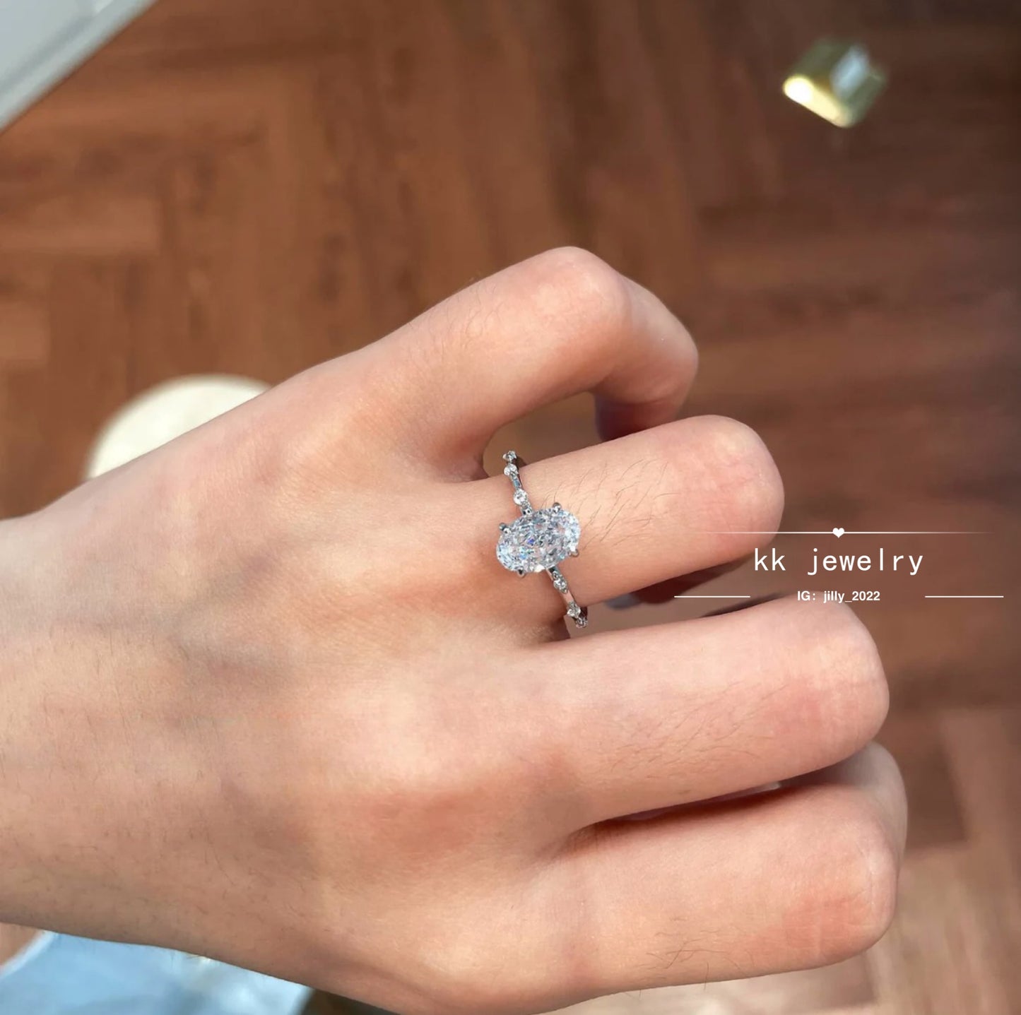 S925 Sterling Silver Oval 6 * 9 Ice Flower Cut High Carbon Diamond Ring
