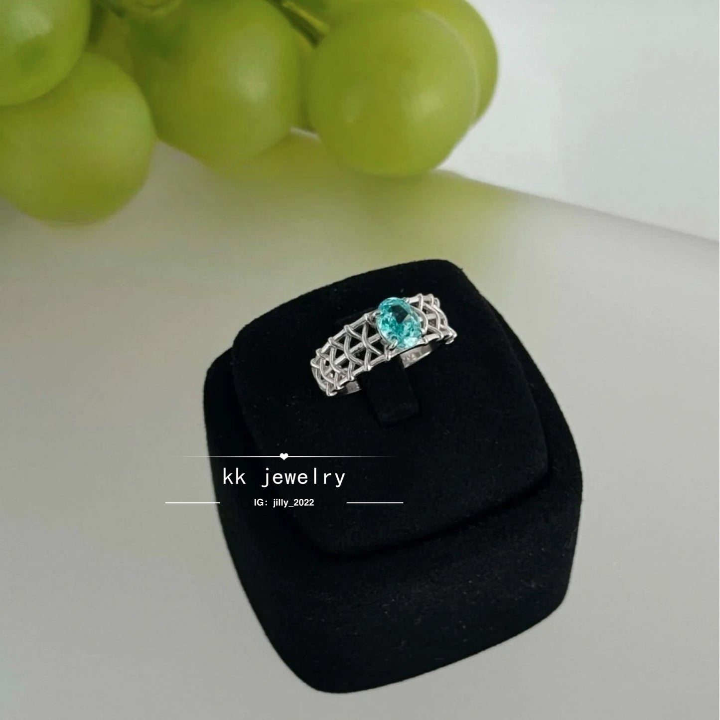 S925 Silver Paraiba Tourmaline 6 * 8 Oval Ring