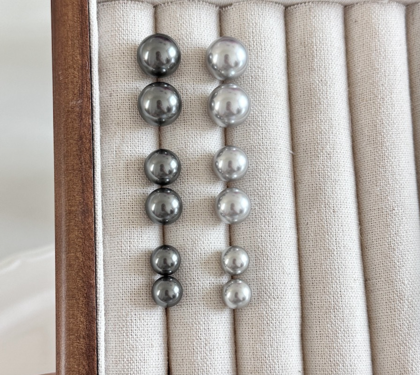 Artificial Tahitian Black Pearl Stud Earrings 925 Silver Needle