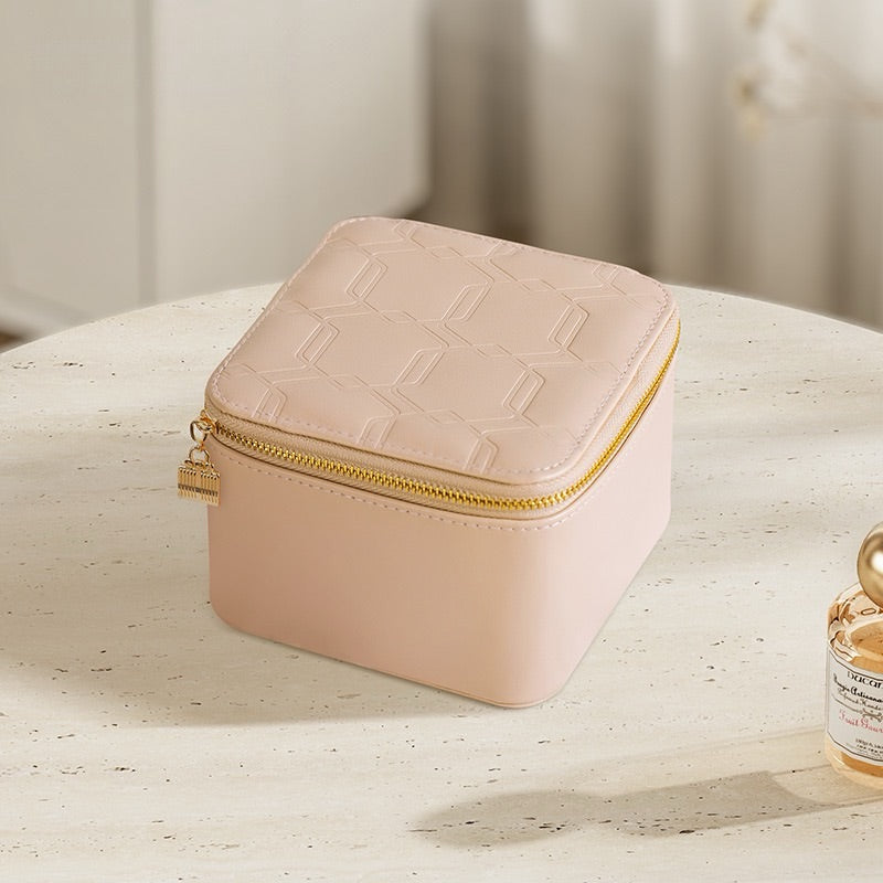 High-end jewelry box, portable small storage bag for earrings, necklaces, rings, and other jewelry