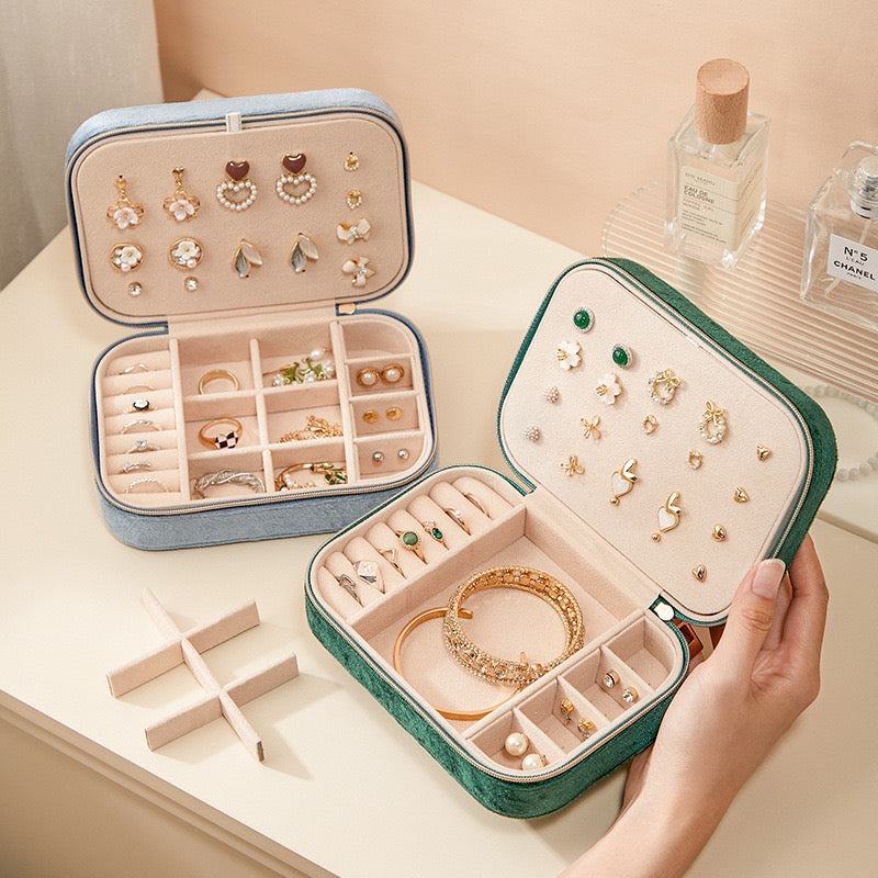 Velvet Jewelry Box, Portable Travel Jewelry Storage Box, Earring Ring Necklace Jewelry Box