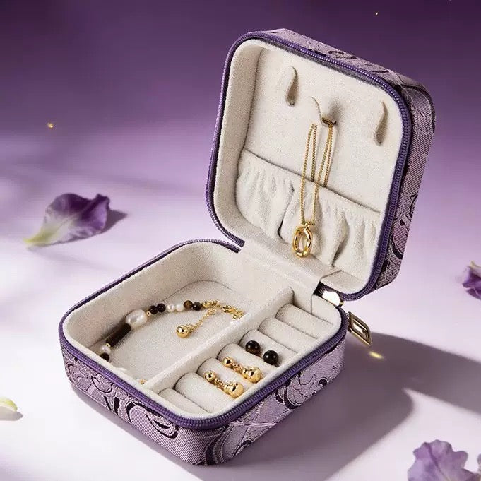 Chinese-style portable jewelry box, elegant retro embroidered jewelry storage box for earrings, necklaces, bracelets, and other ornaments