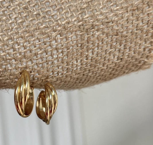 Ring metal ring stud earrings