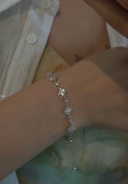 High quality! 925 silver four-leaf full diamond flower flower bracelet