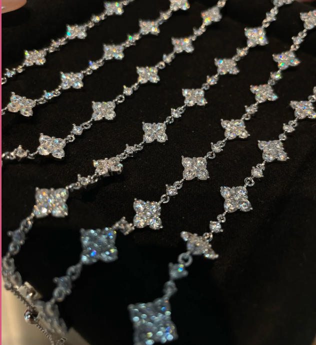 High quality! 925 silver four-leaf full diamond flower flower bracelet