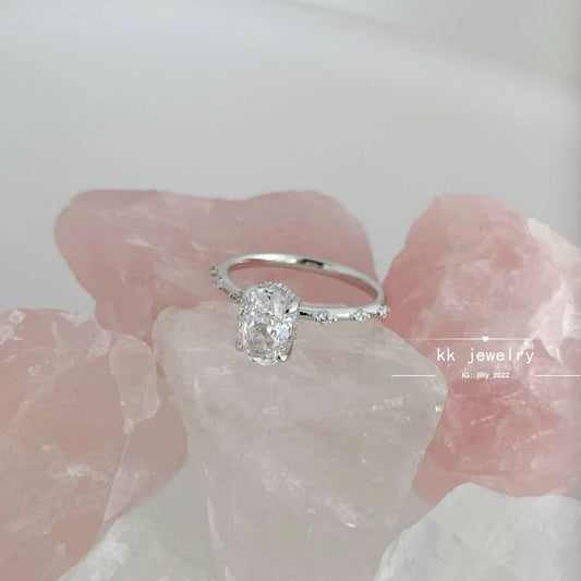 S925 Sterling Silver Oval 6 * 9 Ice Flower Cut High Carbon Diamond Ring