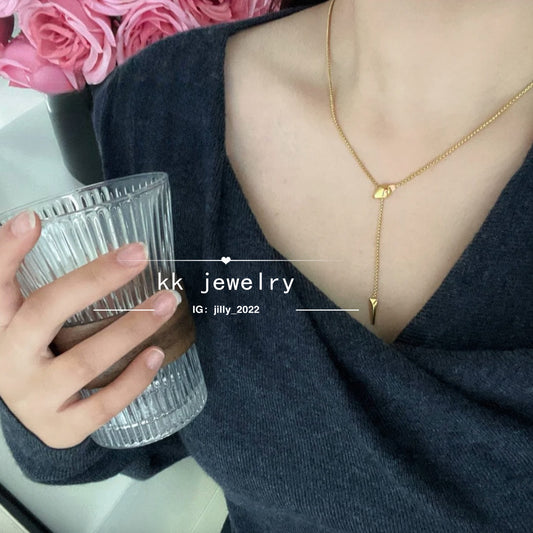 Drawable snake bone necklace