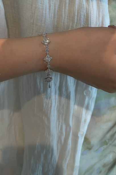 High quality! 925 silver four-leaf full diamond flower flower bracelet