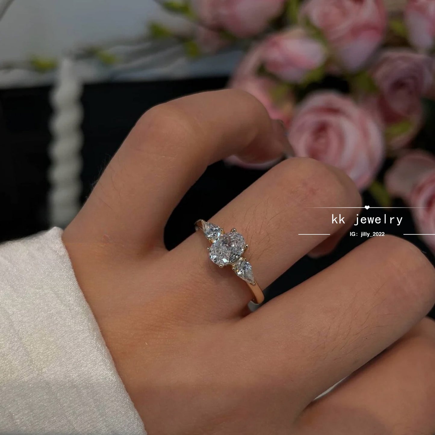 Small sparkling~ S925 sterling silver three main stone bright ring