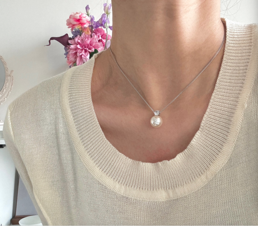 925 silver faux pearl necklace white light
