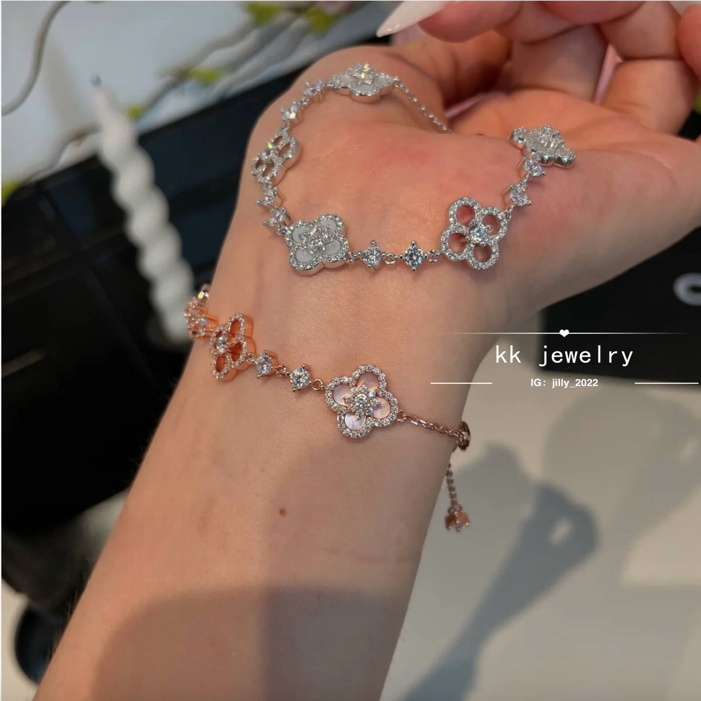 The texture is great! S925 Silver Fritillary Clover Bracelet