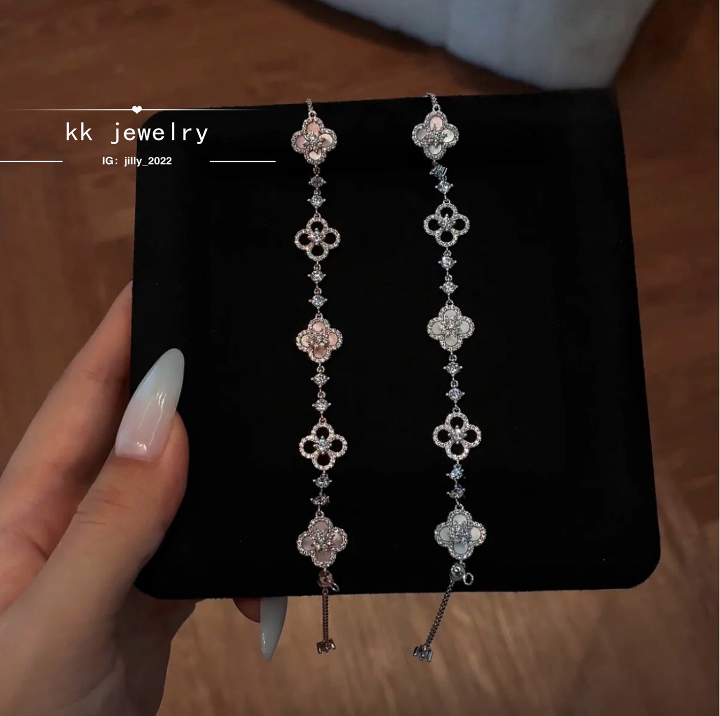 The texture is great! S925 Silver Fritillary Clover Bracelet