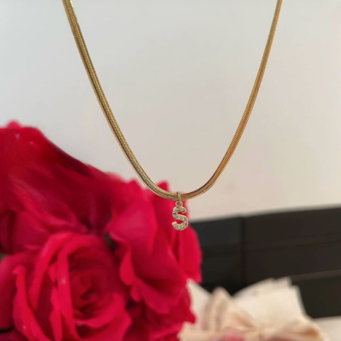 26 small letter snake chain necklaces with diamonds