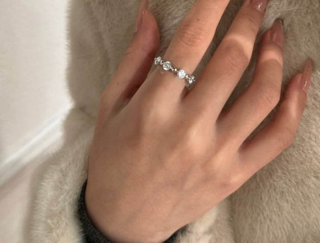 925 Silver Bead Diamond Ring