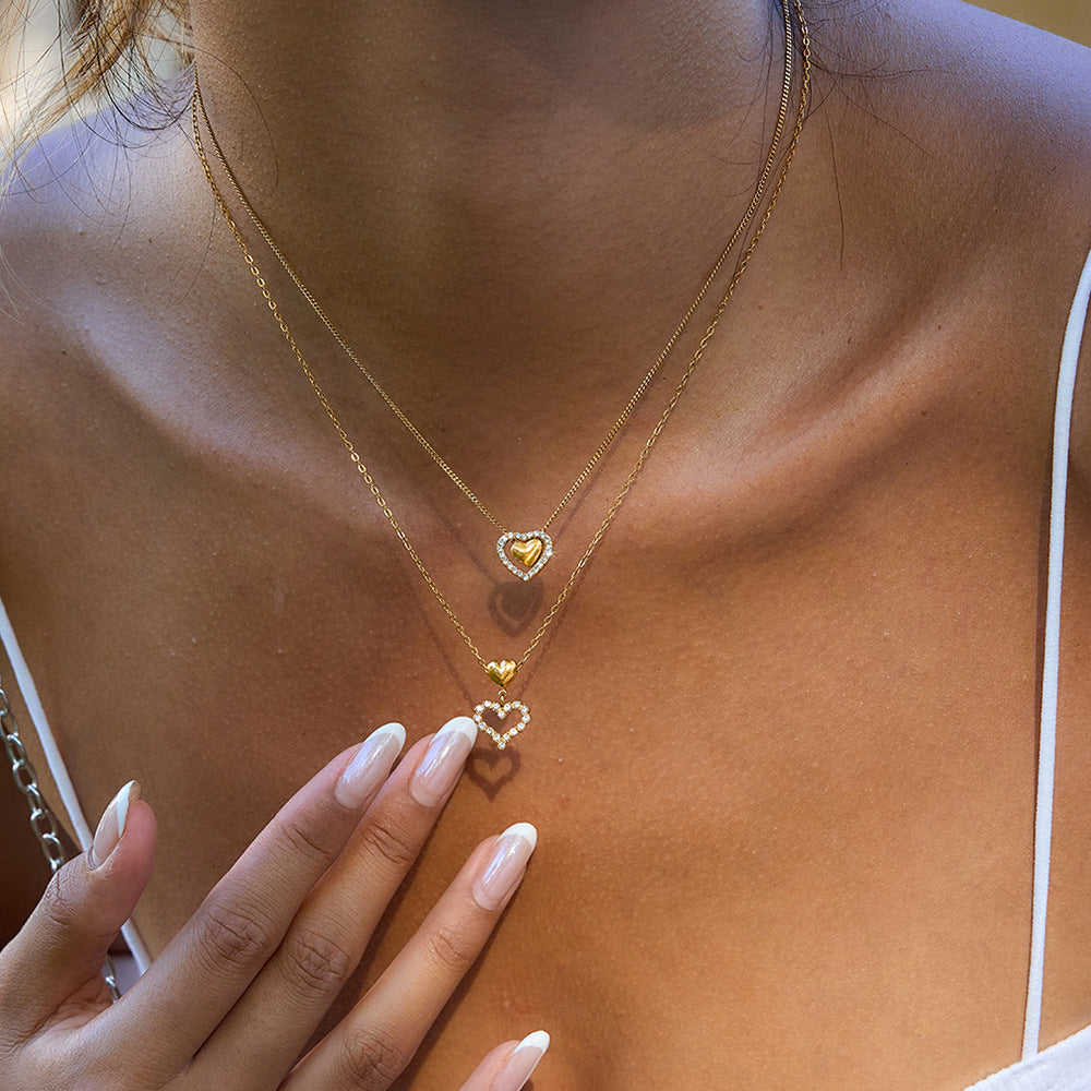 Hollow glossy love pendant Necklace