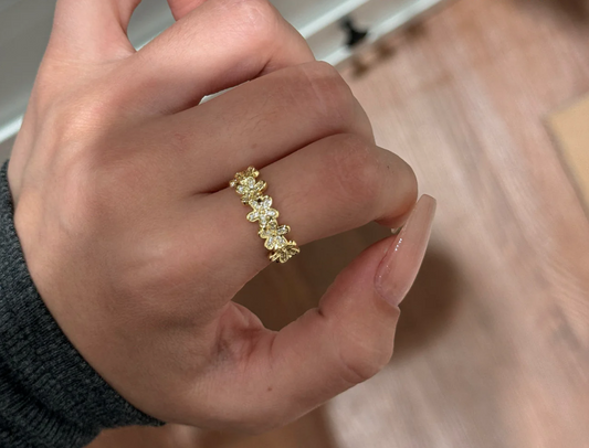 Flower set fine diamond ring with real gold plating