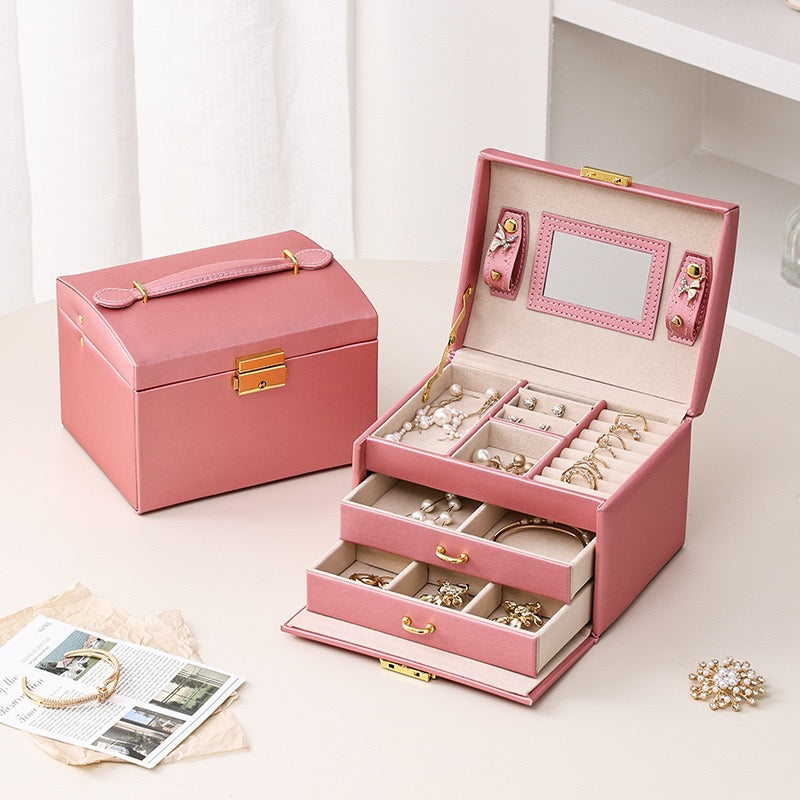PU leather three-layer portable jewelry box for rings, earrings, necklaces, and other jewelry