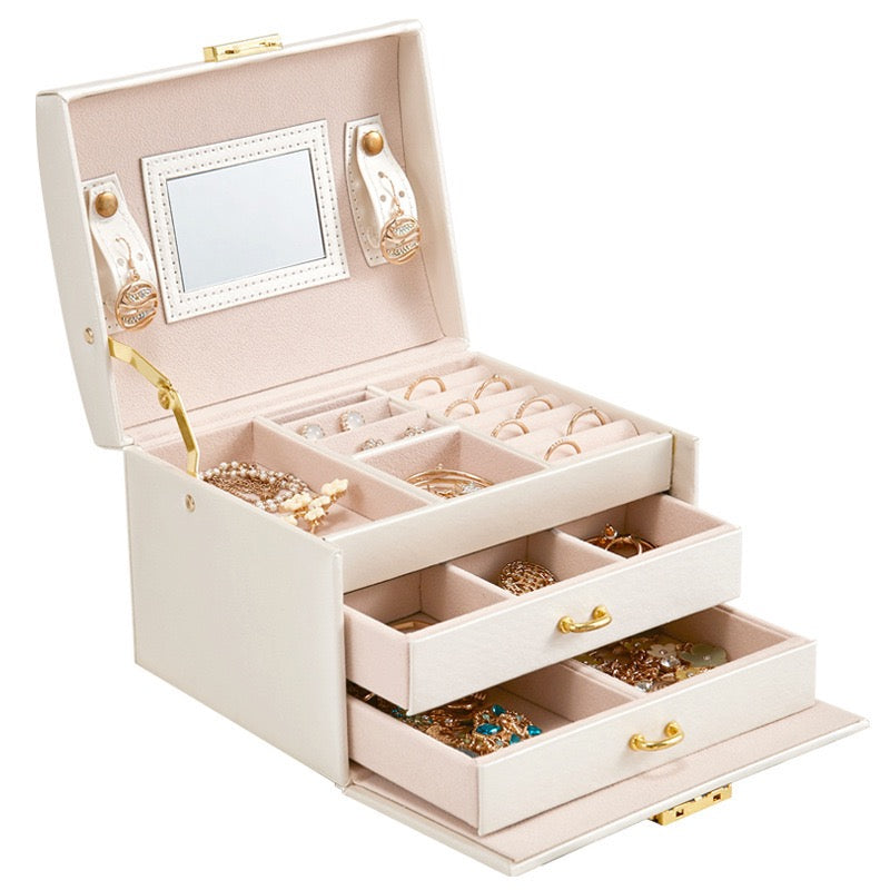 PU leather three-layer portable jewelry box for rings, earrings, necklaces, and other jewelry