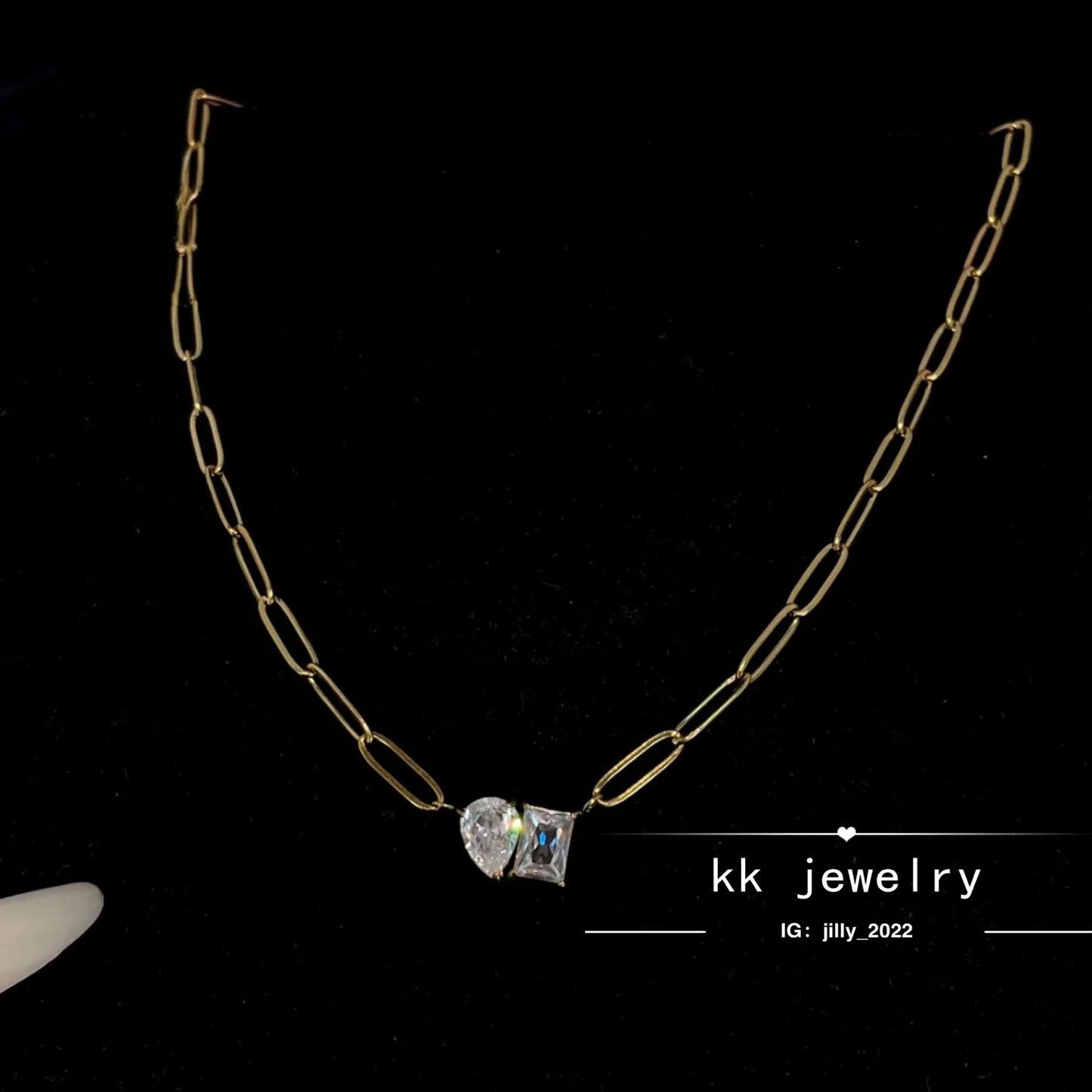 18k gold-plated titanium steel pear-shaped square zircon necklace