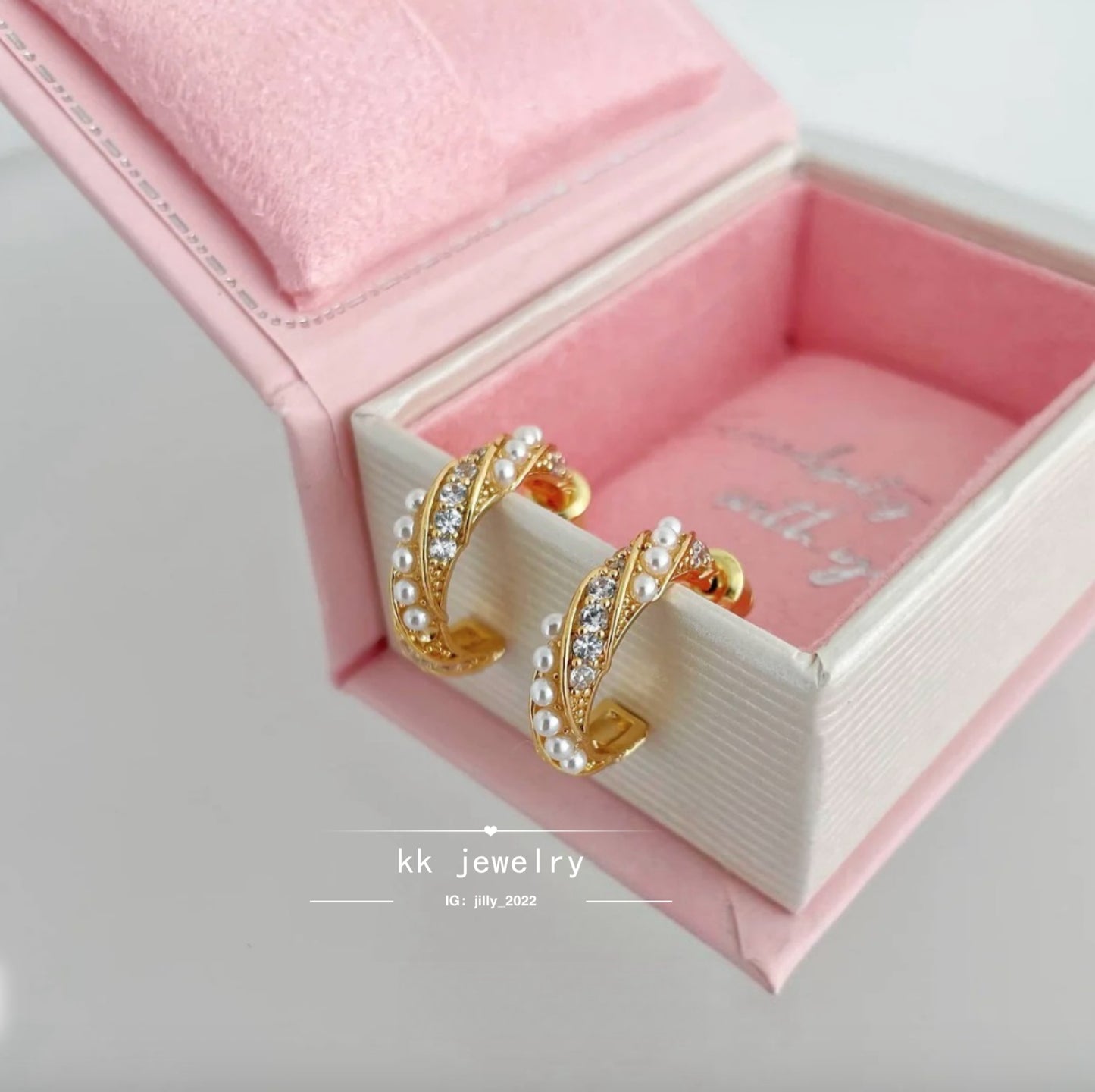 Twist Wrapped Pearl Fine Diamond Stud Earrings
