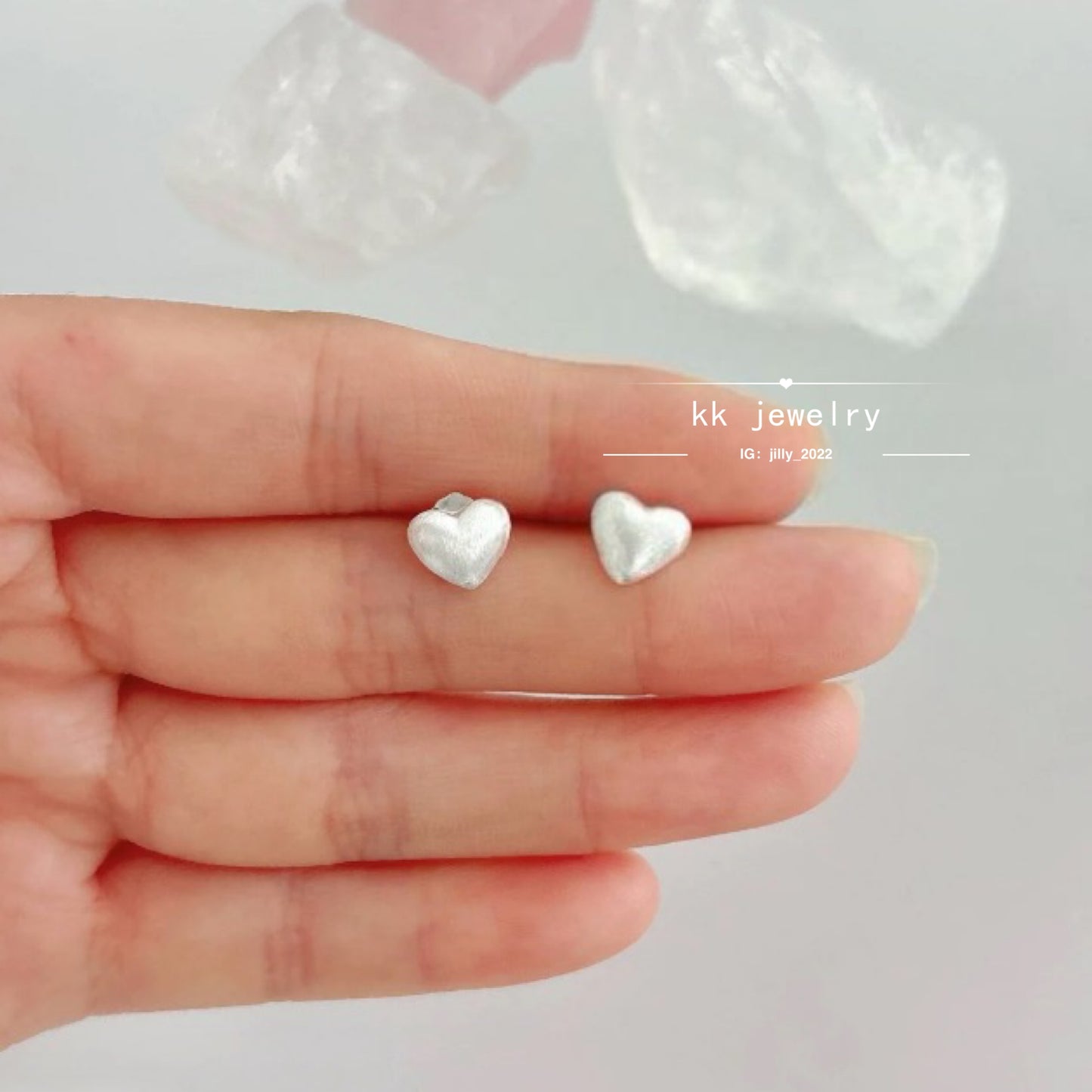 S925 sterling silver brushed matte love stud earrings