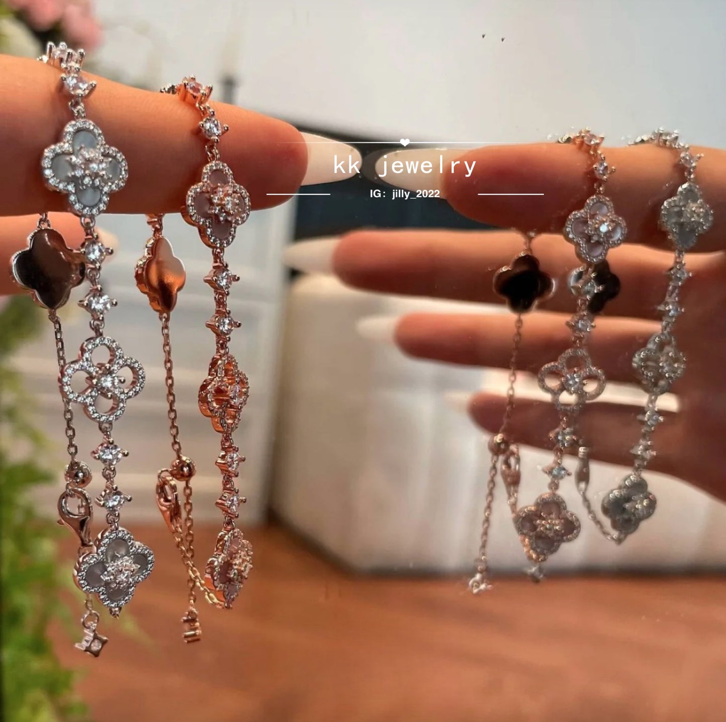 The texture is great! S925 Silver Fritillary Clover Bracelet