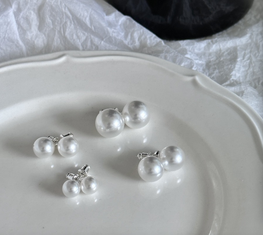 Imitation Australian white pearl stud earrings 925 silver