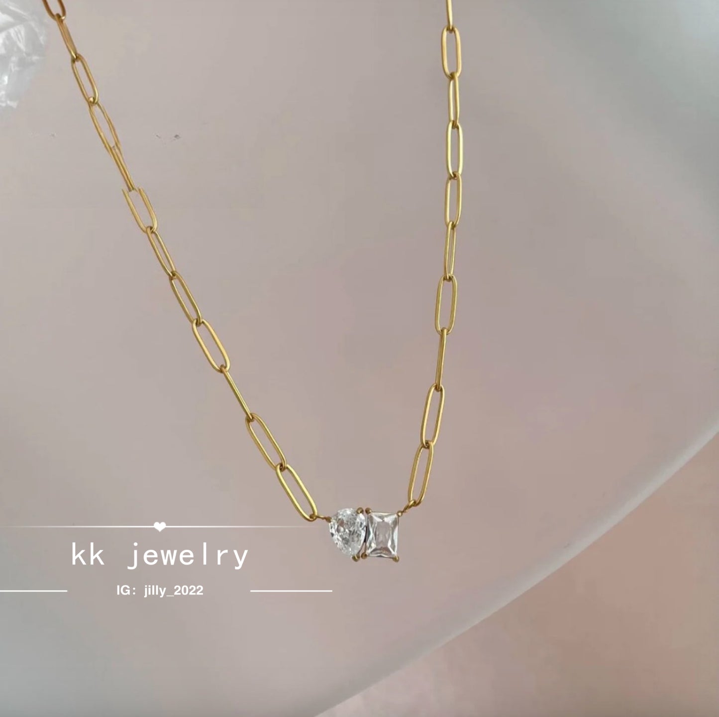 18k gold-plated titanium steel pear-shaped square zircon necklace