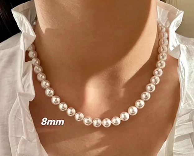 Ultra-White Faux Pearl Knotted Necklace