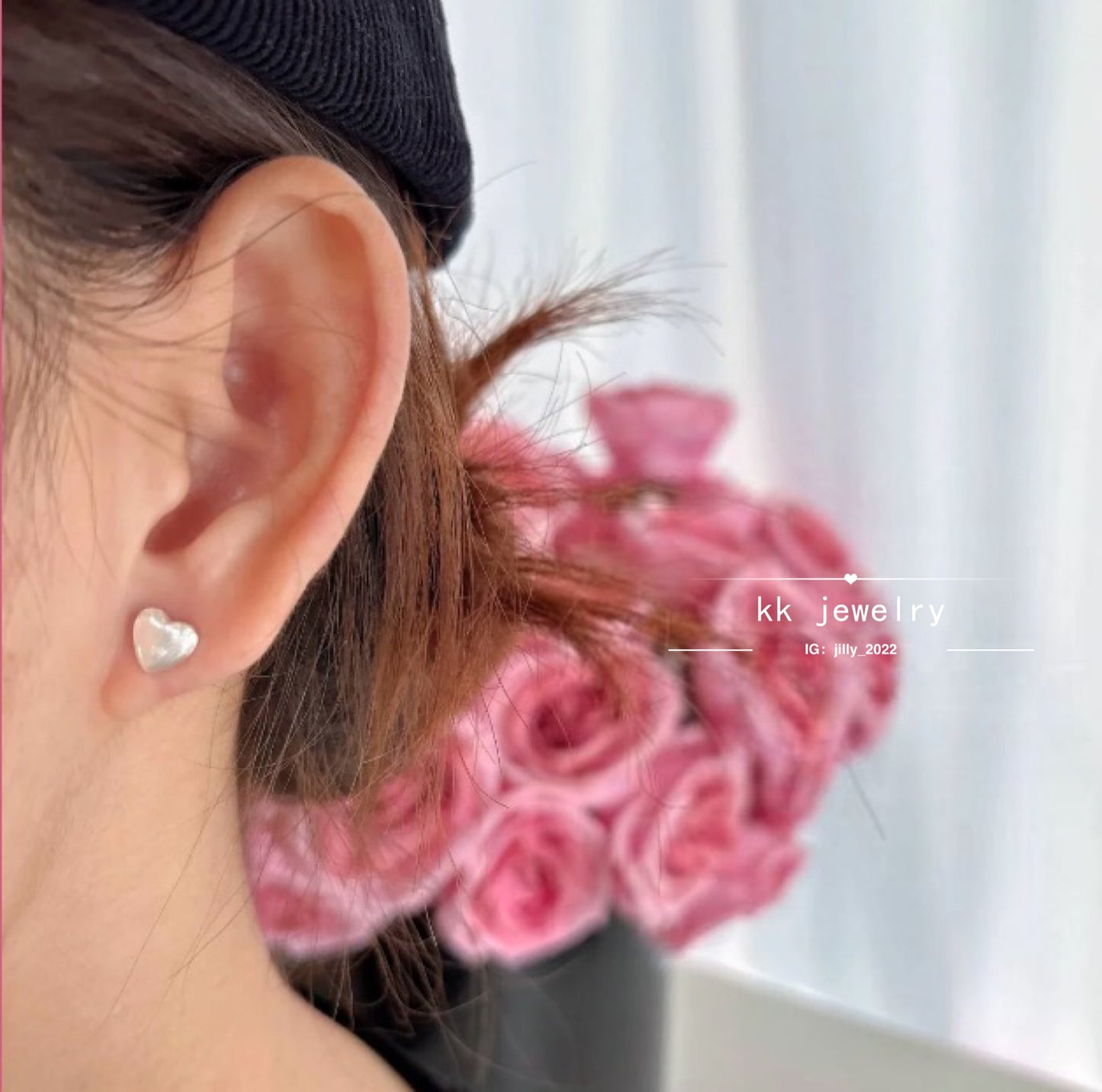 S925 sterling silver brushed matte love stud earrings
