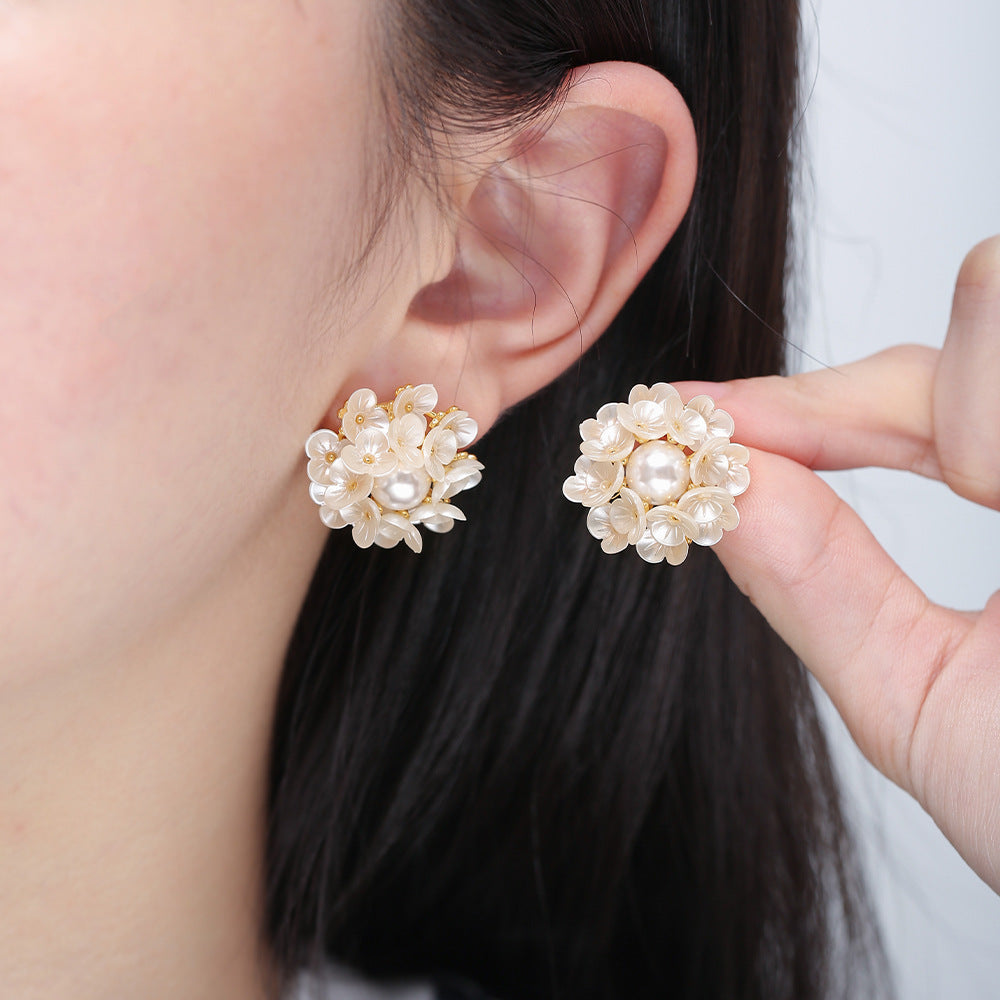 Real gold galvanized silver needle pearl flower cluster earrings